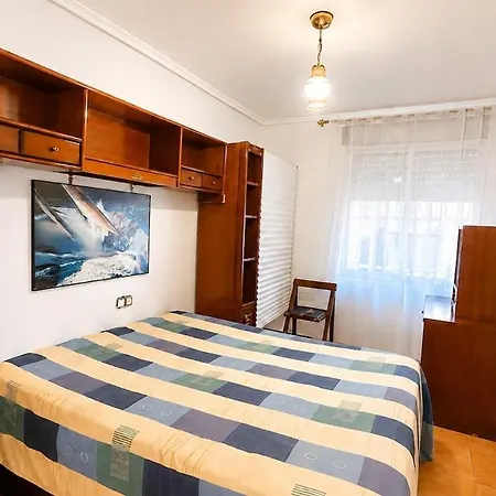 Spacious 3 Bedroom Flat 1 Min To With Terrace * Moncófar